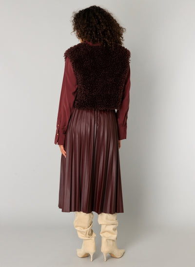 Yest Aiko Pleated Skirt in Dark Bordeaux