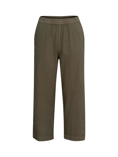 <p>These cropped length earth green trousers from Kaffe are the perfect cotton staple for spring and summer. Whether you're out and about for some easy errands or a happy holiday, these are the perfect easy breezy</p> <p>&nbsp;</p> <p>Made of <span data-mce-fragment="1">100% cotton, </span>Machine wash 40</p>