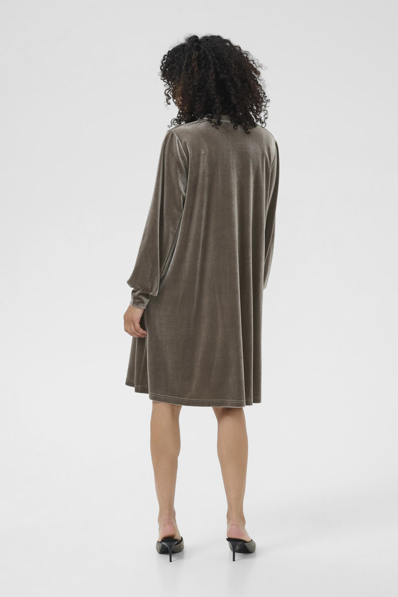 Kaffe - Kelly Flounce Dress in Morel