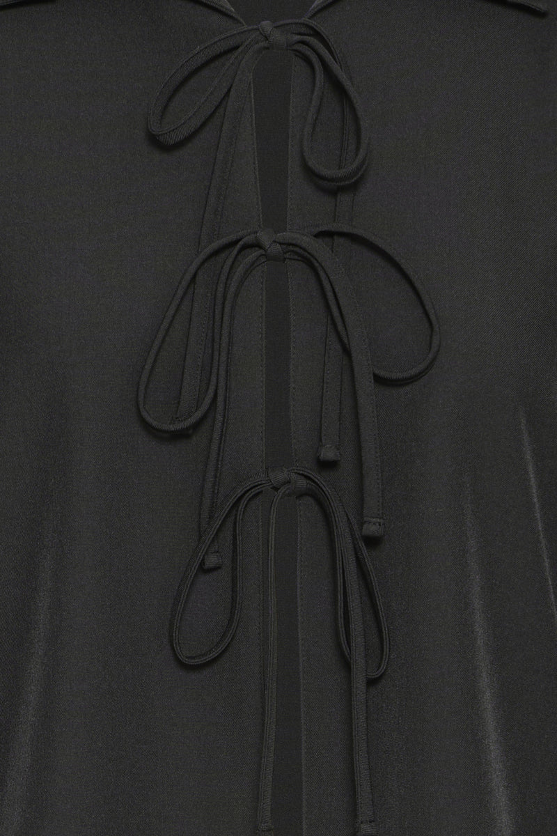 B Young - Idde Shirt in Black