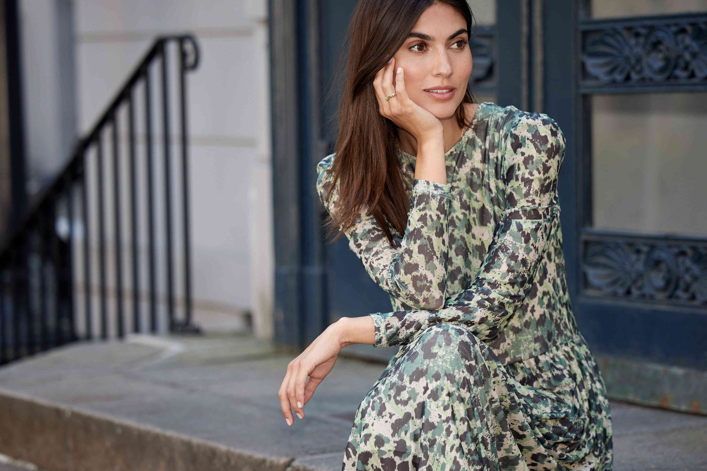 Thurley vivaldi midi dress discount