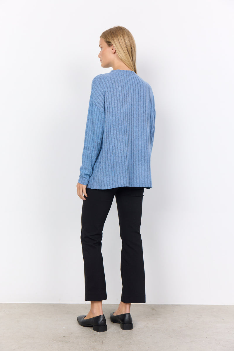 Get ready to take your casual style up a notch with this Ane Powder Blue Ribbed Long Sleeve! Super soft and lightweight, it&