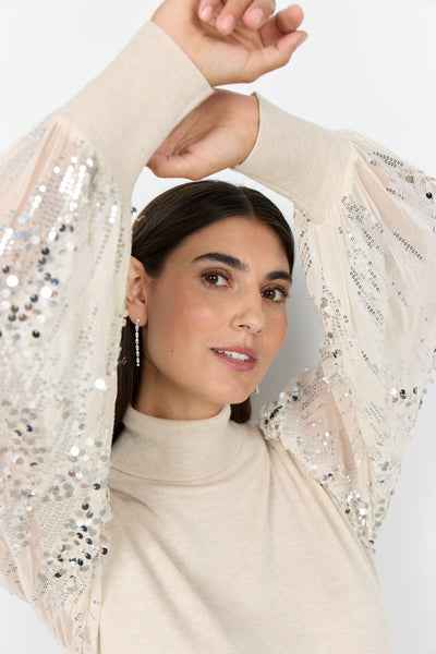 Soyaconcept - Dollie Top with Sequin Sleeves in Black