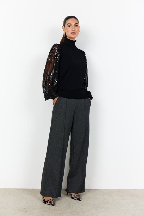 Soyaconcept - Dollie Top with Sequin Sleeves in Black