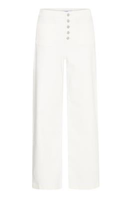 Front view of Lydia pocket jeans 