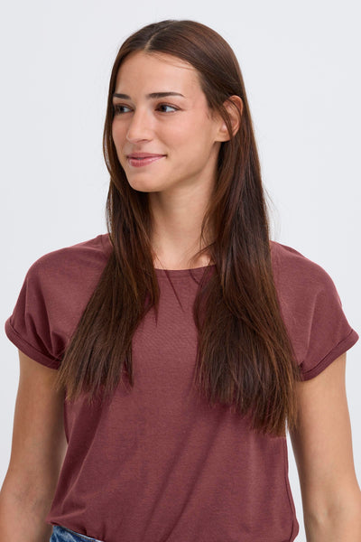 model wearing B Young - Pamila T-Shirt against white background