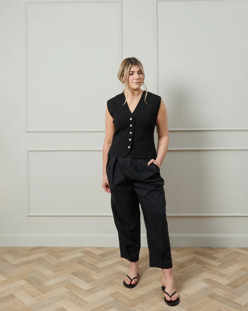 Chalk - Peta Waistcoat in Black