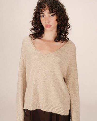 Grace & Mila - Cream/Gold V-Neck Jumper