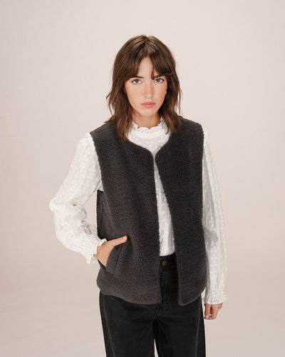 Grace & Mila - Fleecy Dark Grey Waistcoat