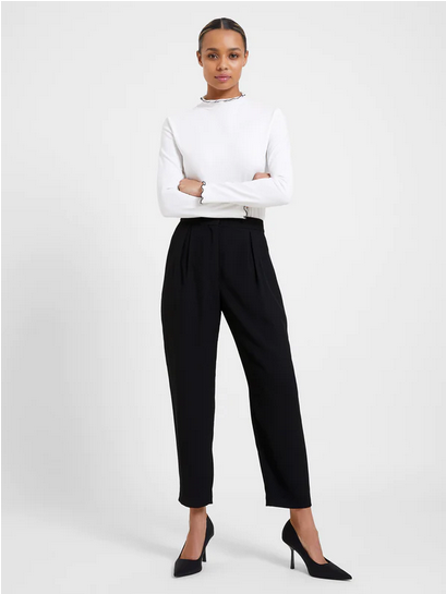 Lose yourself in the luxuriousness of these Great Plains Soft Drape trousers in Jet Black. Crafted from lightweight material with a soft tailored silhouette, they&