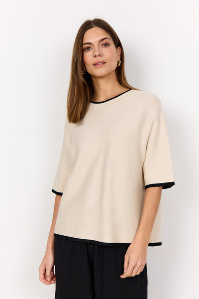 SoyaConcept - Dollie Pullover in Cream on a model