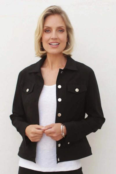 <p>Get ready to rock any outfit with our Pomodoro Jean Jacket in Black! Made with stretchy and flattering denim, this jacket is perfect for any occasion. Complete with silver buttons, you'll be turning heads everywhere you go. Upgrade your wardrobe with this must-have statement piece!</p> <p>&nbsp;</p> <p>Made of 70% Viscose 25% Polyester 5% Elastane, Machine wash 30</p>