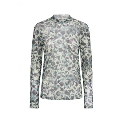 Let your wild side show with this green speckled leopard mesh top from Soyaconcept! Perfect for making a statement, this classic Vivaldi top will add a fun and quirky touch to your wardrobe. Unleash your inner sass and strut your stuff!     Made of 95% Polyester and 5% Elastic, Machine wash cool and air dry